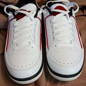 Air Jordan 2 Retro Low